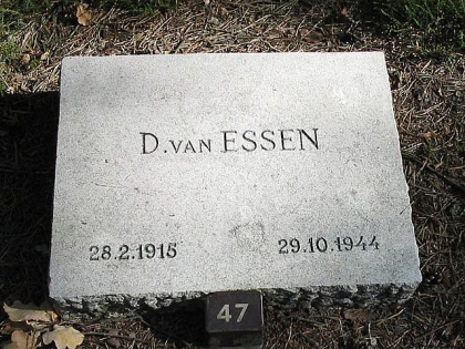 Grafsteen van Dirk van Essen
