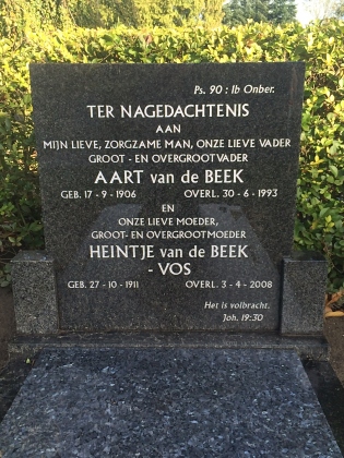 Grafsteen van Aart van de Beek