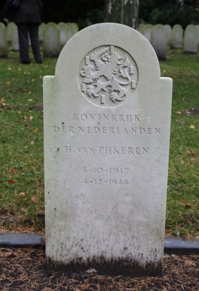 Grafsteen van Hendrik van Pijkeren