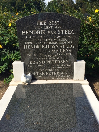 Grafsteen van Hendrik van Steeg