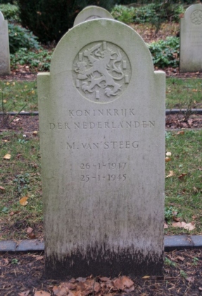 Grafsteen van Meindert van Steeg