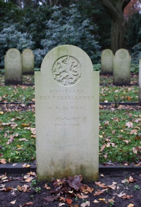 Grafsteen van Machiel Herman de Waal