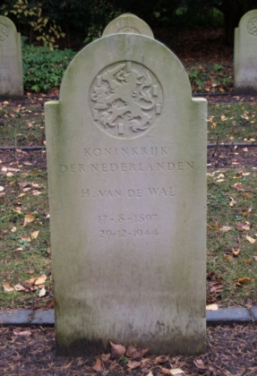 Grafsteen van Hendrik van de Wal