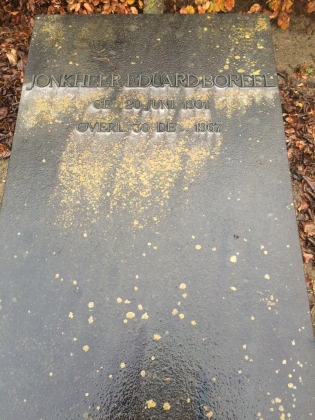 Grafsteen van Eduard Boreel